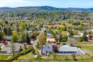 1103 Newcastle Ave, Klamath Falls, OR 97601 - Photo 32