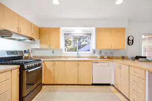 644 NE Norton Ave, Bend, OR 97701 - Photo 8