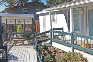 2410 NE Buckwheat Ct, Bend, OR 97701 - Photo 22