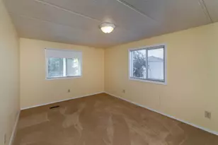 2633 SW Obsidian Ave, Redmond, OR 97756 - Photo 14