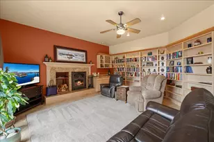 944 Sleepy Hollow Loop, Grants Pass, OR 97527 - Photo 14