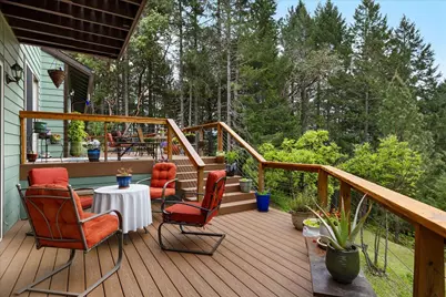 944 Sleepy Hollow Loop, Grants Pass, OR 97527 - Photo 32