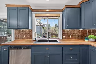 1213 SE Teakwood Dr, Bend, OR 97702 - Photo 16
