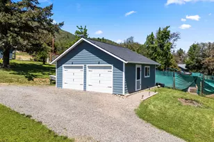 621 Sardine Creek Rd, Gold Hill, OR 97525 - Photo 36