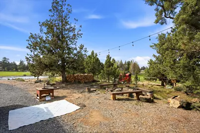 61280 Larsen Road, Bend, OR 97702 - Photo 40
