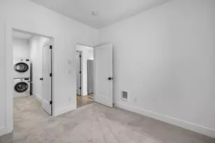 84 NW Portland Ave, Bend, OR 97703 - Photo 38