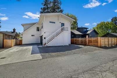 84 NW Portland Avenue, Bend, OR 97703 - Photo 42