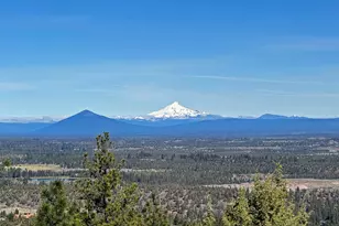 3072 NW Duffy Dr, Bend, OR 97703 - Photo 4