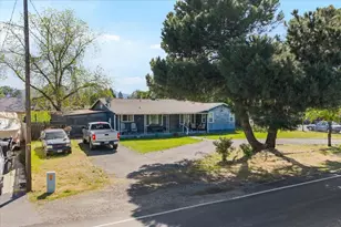 835 Cherry St, Medford, OR 97501 - Photo 10
