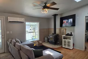 54655 Husky Ln, Bend, OR 97707 - Photo 8