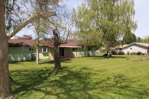 5611 Valleyview Ln, Klamath Falls, OR 97601 - Photo 16