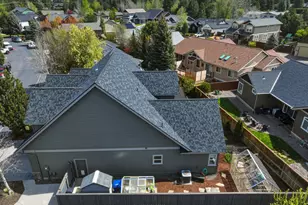 20921 Sage Creek Dr, Bend, OR 97702 - Photo 48