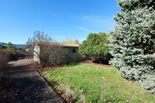 501 Buckhorn Ln, Shady Cove, OR 97539 - Photo 40