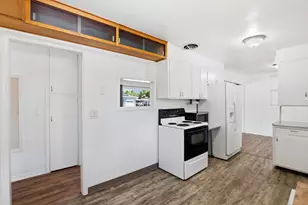 444 NE 12th St, Grants Pass, OR 97526 - Photo 12
