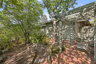 903 Pinecrest Terrace, Ashland, OR 97520 - Photo 58