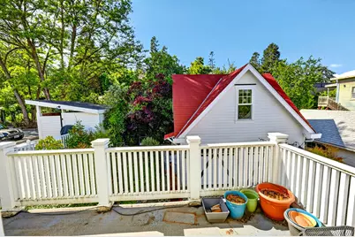 240 S Oregon Street, Jacksonville, OR 97530 - Photo 32