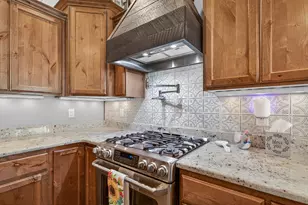 46 Terra Linda, Eagle Point, OR 97524 - Photo 16