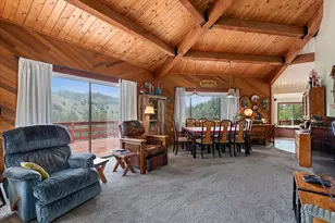 20480 Hwy 395 N, Mount Vernon, OR 97865 - Photo 16