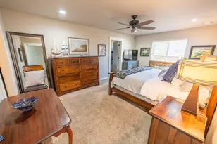 251 Christopher Way, Talent, OR 97540 - Photo 12