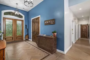 1884 S Obenchain Rd, Eagle Point, OR 97524 - Photo 10