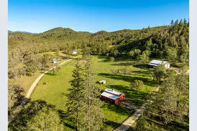 1884 S Obenchain Road, Eagle Point, OR 97524 - Photo 42