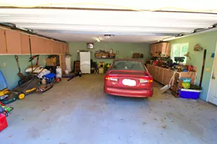 455 Crystal Dr, Grants Pass, OR 97527 - Photo 26