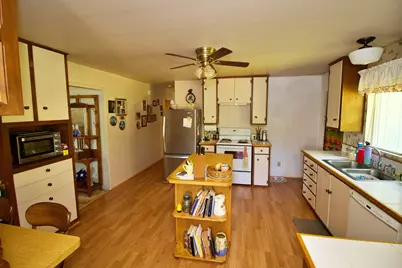 455 Crystal Drive, Grants Pass, OR 97527 - Photo 18