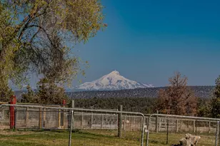 20900 SW Young Ave, Bend, OR 97703 - Photo 36