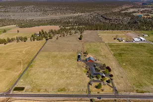 20900 SW Young Ave, Bend, OR 97703 - Photo 54