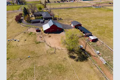 20900 SW Young Avenue, Bend, OR 97703 - Photo 4