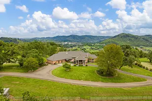 375 Bella Hls Ln, Roseburg, OR 97471 - Photo 4