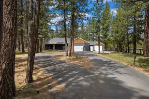 14474 Crossroads Loop, Sisters, OR 97759 - Photo 2