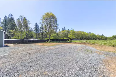 3909 Caves Highway, Cave Junction, OR 97523 - Photo 10