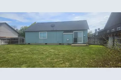 578 NE Marigold Street, Madras, OR 97741 - Photo 10