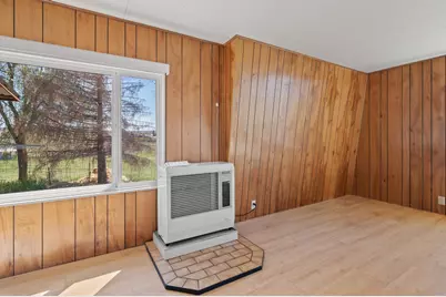133 SW Tompsett Street, Madras, OR 97741 - Photo 10