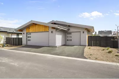 3202 NW Strickland Way, Bend, OR 97703 - Photo 44
