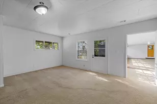 71 Black Oak Dr, Medford, OR 97504 - Photo 14