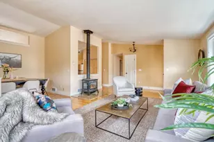 3062 NW Kelly Hill Ct, Bend, OR 97703 - Photo 4