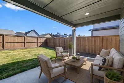 61136 NE Cobalt Street, Bend, OR 97701 - Photo 32
