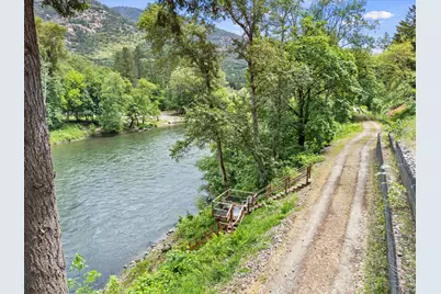 4990 Rogue River Highway, Grants Pass, OR 97527 - Photo 60