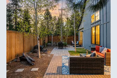 1109 N Forest Edge Drive, Sisters, OR 97759 - Photo 36