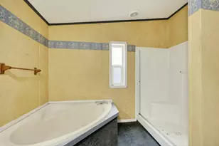 1374 W Linn Rd, Eagle Point, OR 97524 - Photo 28