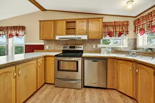 1374 W Linn Rd, Eagle Point, OR 97524 - Photo 24