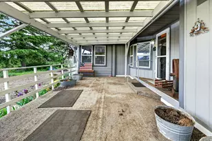 1374 W Linn Rd, Eagle Point, OR 97524 - Photo 18
