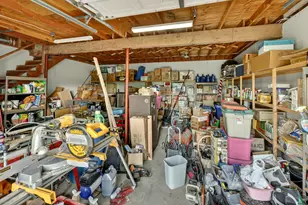 1374 W Linn Rd, Eagle Point, OR 97524 - Photo 34