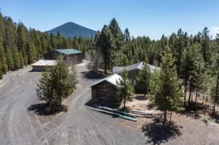 18142 Hwy 58, Crescent Lake, OR 97733 - Photo 2
