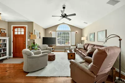 1380 Forestview Drive, Grants Pass, OR 97527 - Photo 6