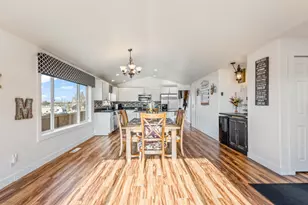 405 E D St, Culver, OR 97734 - Photo 6