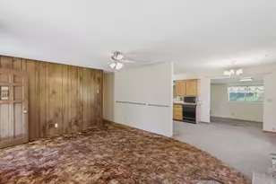 637 Covered Bridge Rd, Rogue River, OR 97537 - Photo 14