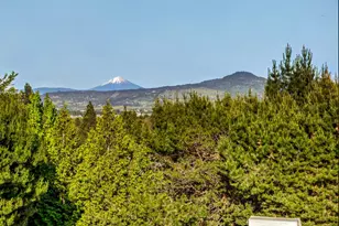 2244 Hillside Dr, Medford, OR 97502 - Photo 72